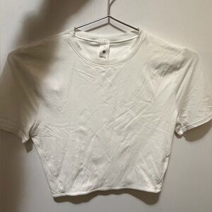 Lululemon White Cropped Tshirt- Size S/P